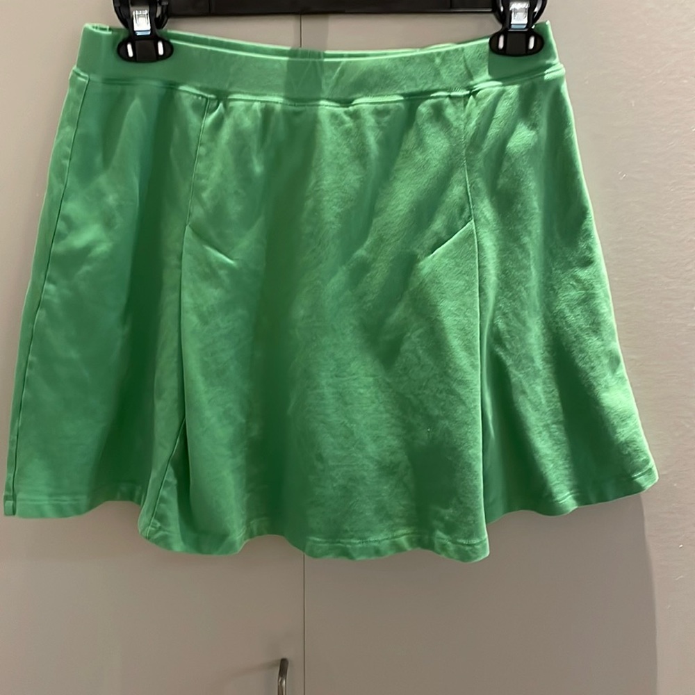 Green knit tennis skirt / skort